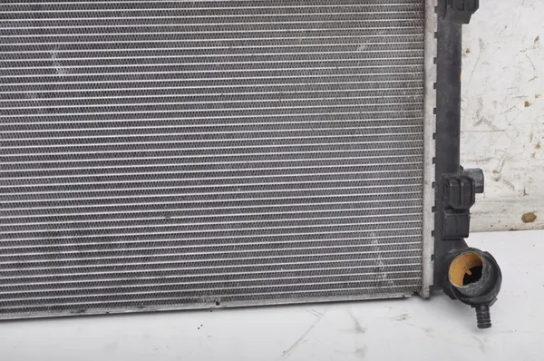 Radiador de agua SEAT TOLEDO IV TSI 6C0121253A image 5