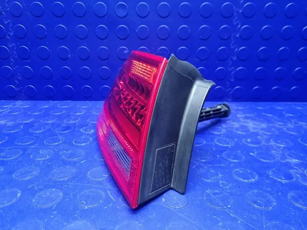 AUDI A5 8T Sportback Faro Trasero Izquierdo OEM 8T8945095F image 5