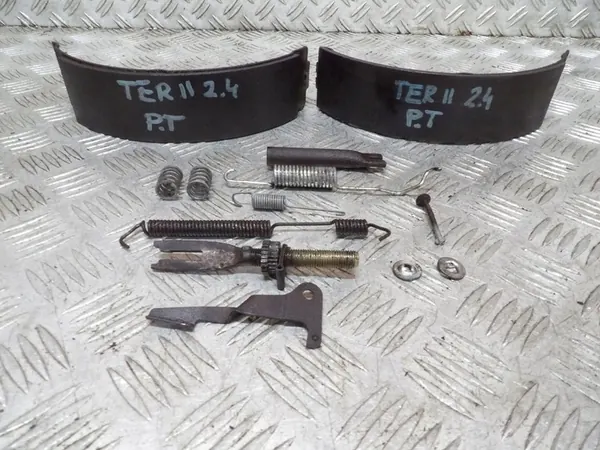 Nissan Terrano II Ford Maverick Jarrupalat image 1