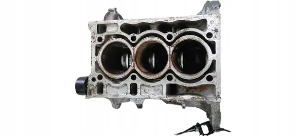 Volvo XC40 1.5 T3 Turbo motorblock undersida image 2