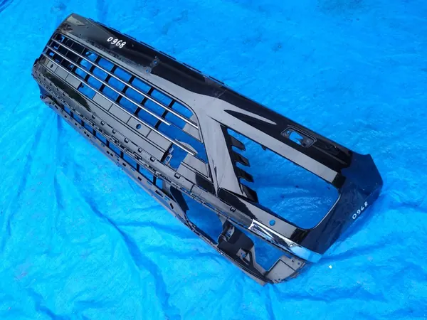 VW Touareg II Paraurti anteriore R-LINE LIFT 7P6807221F image 2