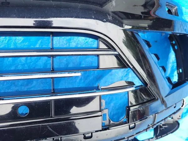 VW Touareg II Paraurti anteriore R-LINE LIFT 7P6807221F image 6