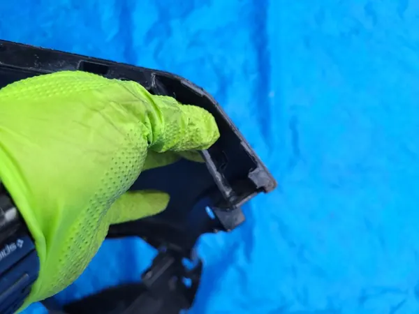 VW Touareg II Paraurti anteriore R-LINE LIFT 7P6807221F image 8