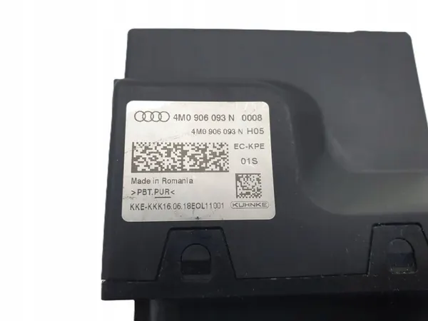 Audi A5 2018 Bränslepumpkontroller 4M0906093N image 2