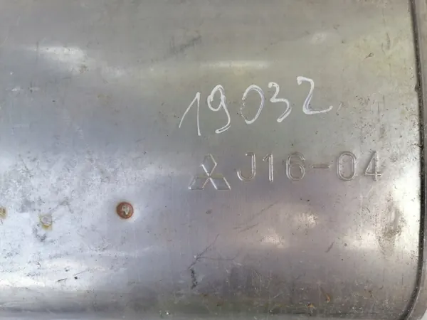 Mitsubishi OE Schalldämpfer OEM J16-04 - Gebraucht image 3