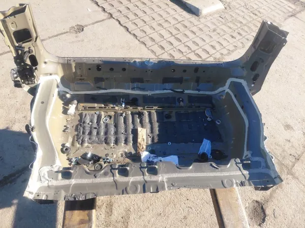 Piso porta-malas traseiro Toyota Sienna OEM SIENNA WANNA PAS TYŁ image 4