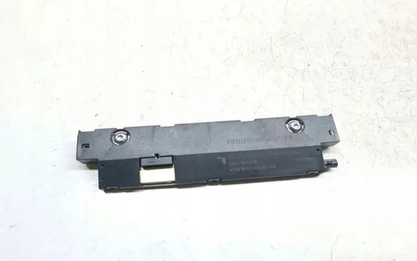 Amplificateur d'antenne BMW OEM 9228943 pour 5 GT image 2