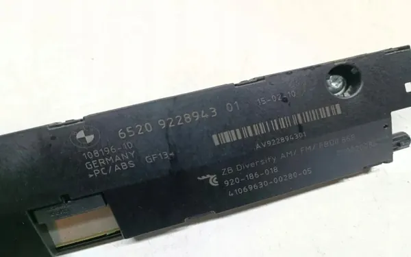 Amplificateur d'antenne BMW OEM 9228943 pour 5 GT image 3