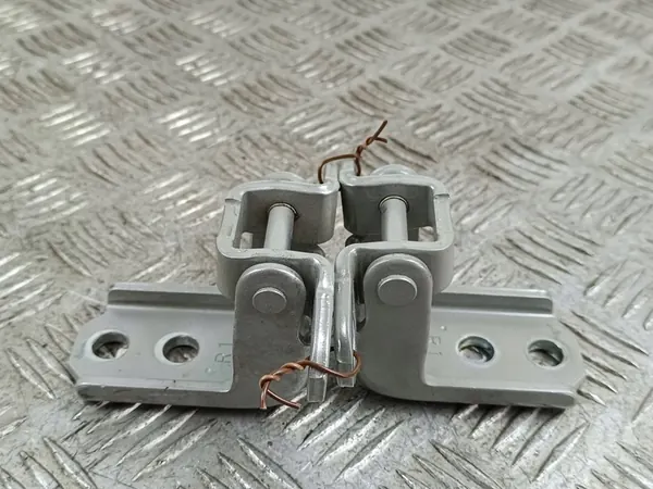 Vordertürscharniere Mitsubishi Outlander IV 2023 OEM FOB49919 image 1