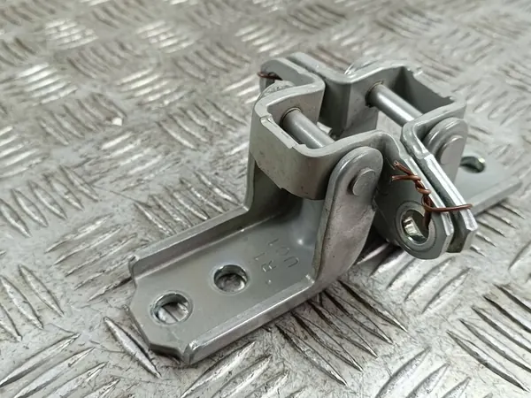 Vordertürscharniere Mitsubishi Outlander IV 2023 OEM FOB49919 image 3