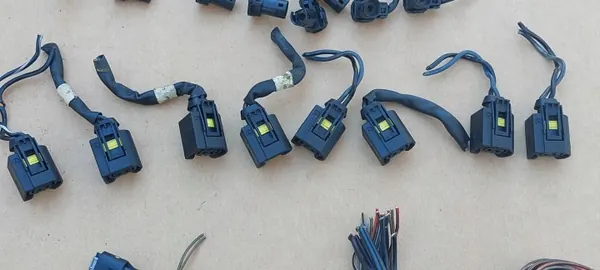 Mercedes W220 Motorplug Set OEM W220WTYCZKISILNIKA image 4