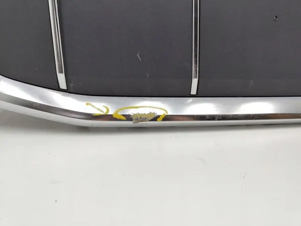 Audi Q7 II 4M S-Line kromigrilli OEM 4M0853651AJ image 3