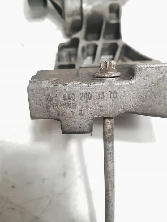 MERCEDES W169 W245 Suporte de Alternador com Polias OE image 3