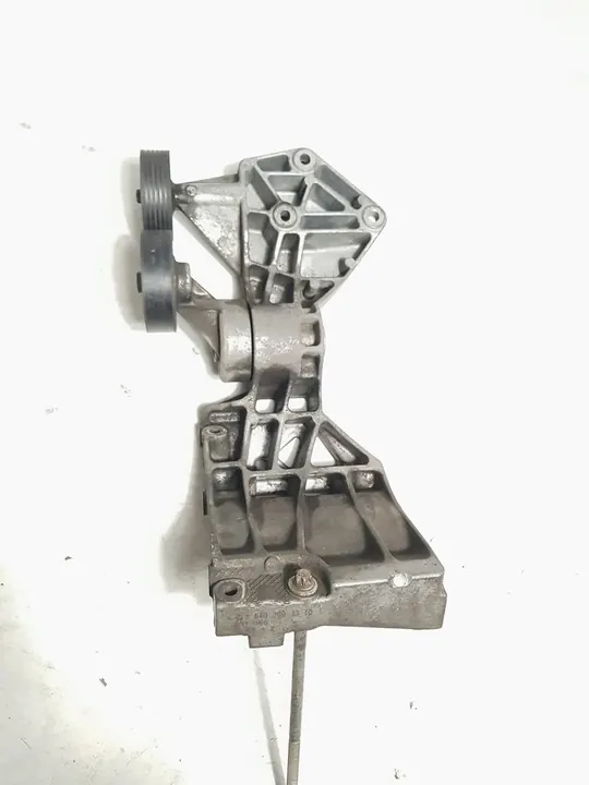 MERCEDES W169 W245 Suporte de Alternador com Polias OE image 4