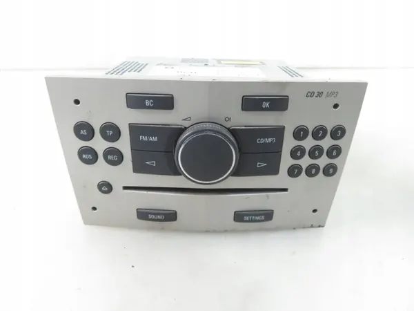 Radio OEM 13255553 d'occasion pour Opel Astra H image 4