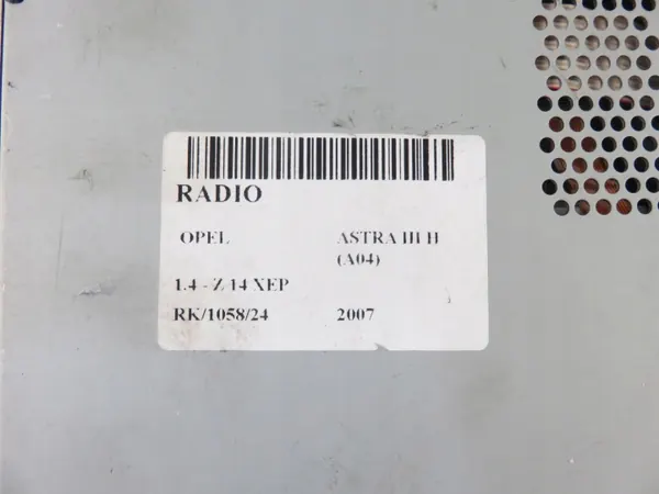 Radio OEM 13255553 d'occasion pour Opel Astra H image 9