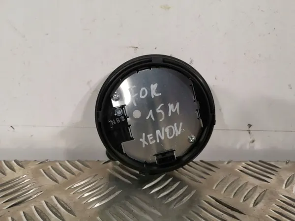 Balastro Xenon Subaru OEM 601500224247 - Usado image 2