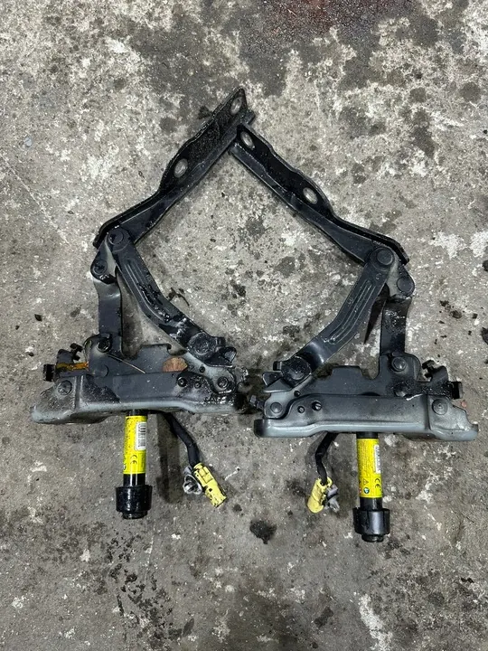 Haste do capô esquerda direita cartucho pirotécnico Hyundai Tucson III image 1