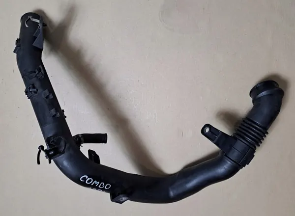 Intercooler-ilmaputki OEM 55560952 Opel Combo C:lle image 5