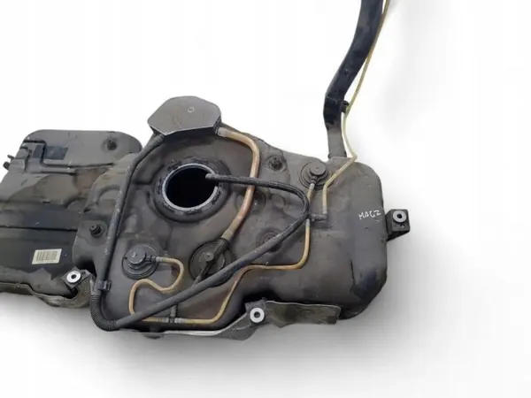 Porsche Macan Brandstoftank OEM 95B201021N - Gebruikt image 6