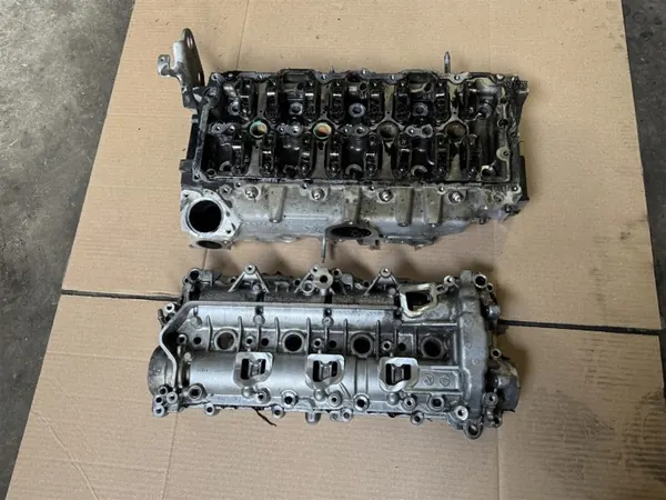 OEM 9812313410 Culasse & Arbres à Cames 1.5 HDI image 2