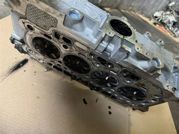 OEM 9812313410 Culasse & Arbres à Cames 1.5 HDI image 10