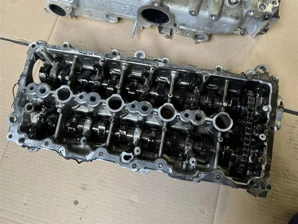 OEM 9812313410 Culasse & Arbres à Cames 1.5 HDI image 7