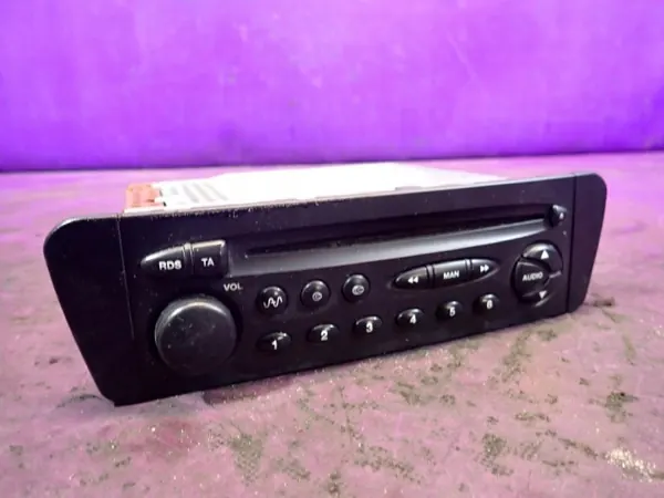 Radio CD Citroen OEM Zawada-387105- Usado image 2
