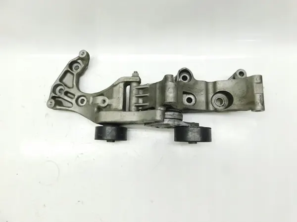 Alternatormontagebeugel - Opel Astra J Zafira B 1.7 CDTi image 2