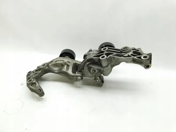 Alternatormontagebeugel - Opel Astra J Zafira B 1.7 CDTi image 3