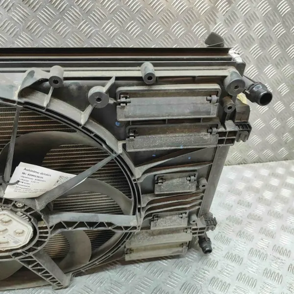 Peça refrigeração Audi Q3 OEM 5Q0121251GL - Usado image 3