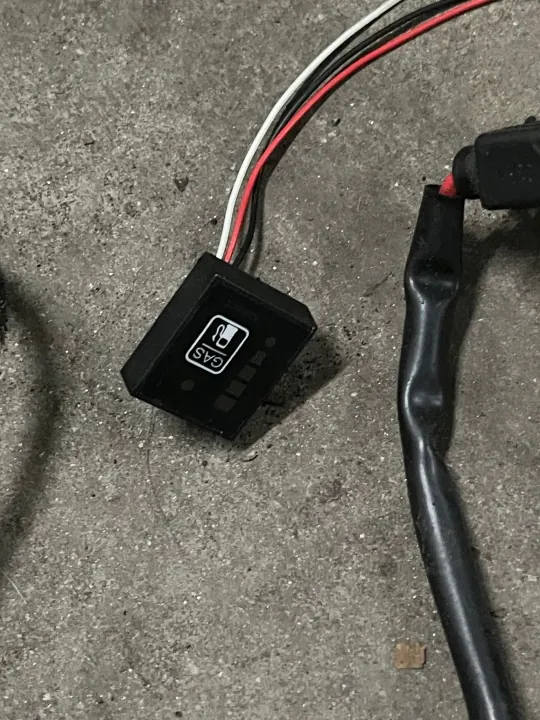 Kit GLP OPEL CORSA 1.0 OEM - Instalación Gas Usada image 4