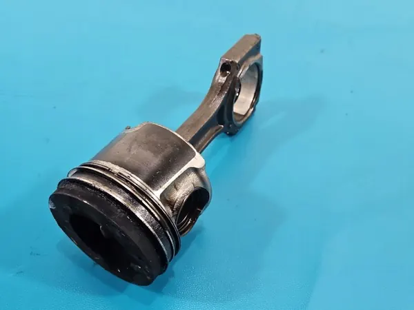Kolben & Pleuel OEM IMPRK1540370 für BMW image 2