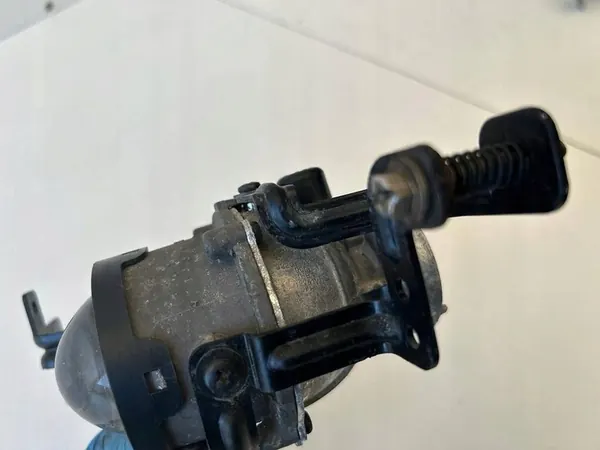 Farol de neblina Kia Pro Cee'd II OE 92201-A2300 image 4