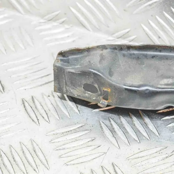 Etupuskuri VW TIGUAN 2.0L Diesel 2016 5N0807651B image 3