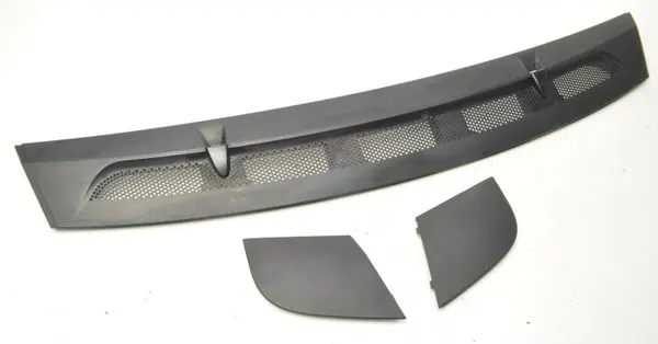 Cache pare-brise Mercedes W245 OEM A1698360018 image 2
