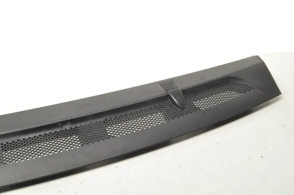 Cache pare-brise Mercedes W245 OEM A1698360018 image 4