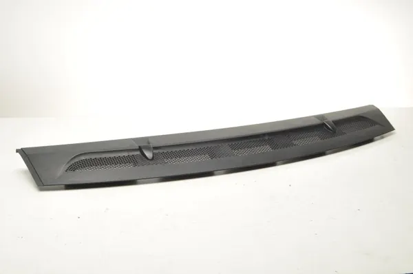 Cache pare-brise Mercedes W245 OEM A1698360018 image 8