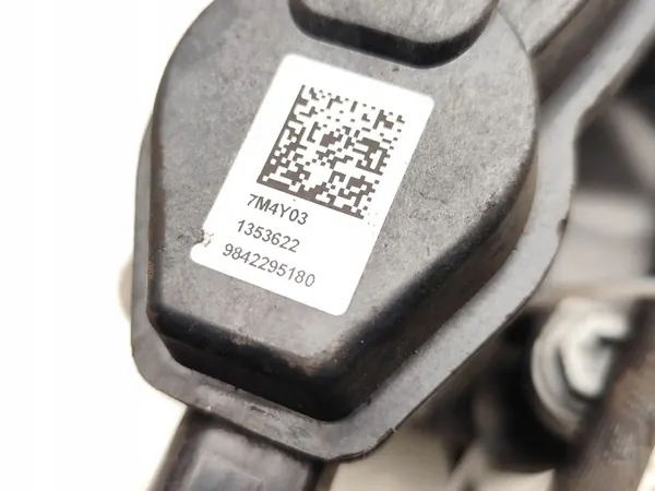OEM 9842295180 Taka jarruventtiili Peugeot 2008:lle image 7
