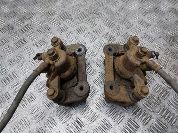 Disques et étriers de frein avant OEM 1.6 CRDI Hyundai i30 image 10