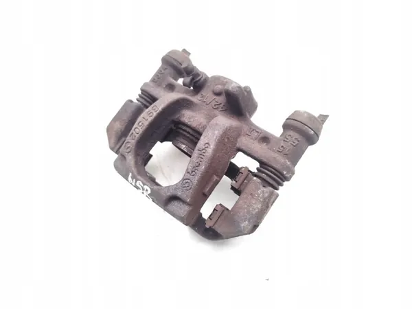 Mercedes-Benz Vito Taka jarrupuristin OEM A4474230598 image 4