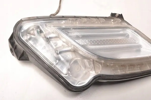 Faro Halógeno Izquierdo OEM 89091133 Volvo V60 Usado image 5