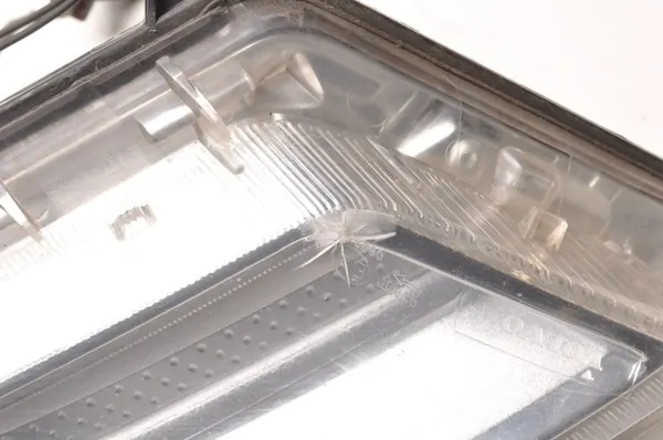 Faro Halógeno Izquierdo OEM 89091133 Volvo V60 Usado image 6