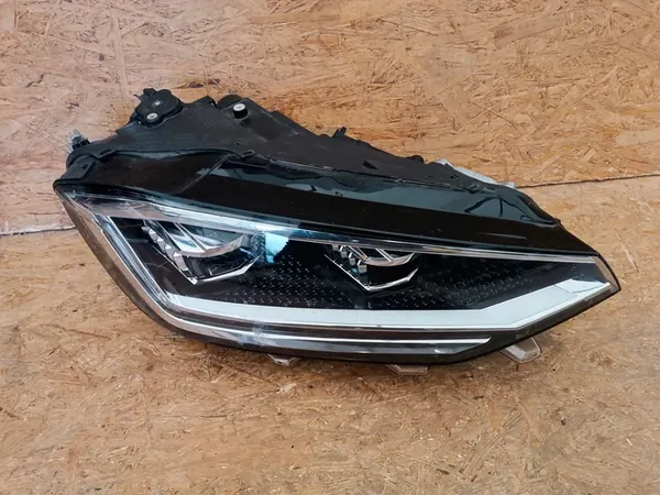 Farol direito Full LED VW Golf Sportsvan 2017- image 2