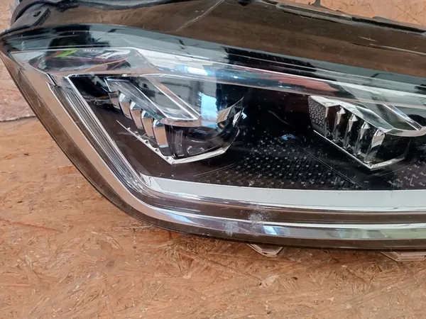 Farol direito Full LED VW Golf Sportsvan 2017- image 5