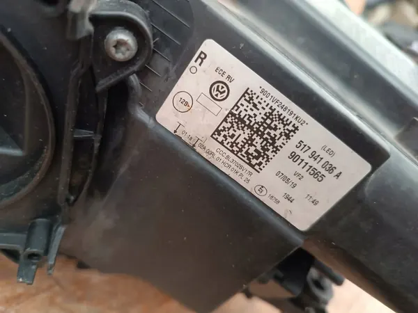 Farol direito Full LED VW Golf Sportsvan 2017- image 9