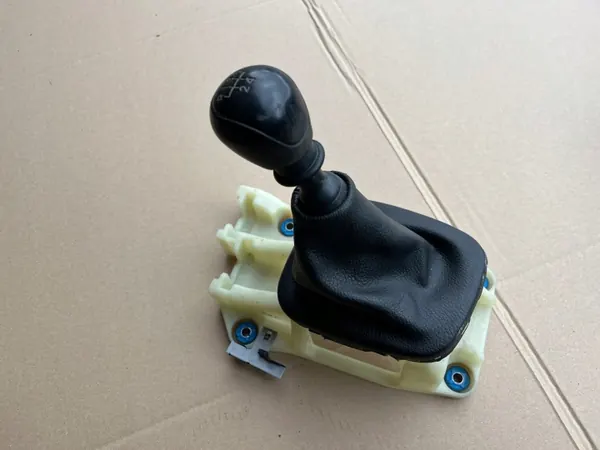 Pookknop OEM GAŁKA LEWAREK HYUNDAI I30 2007-2010 image 2
