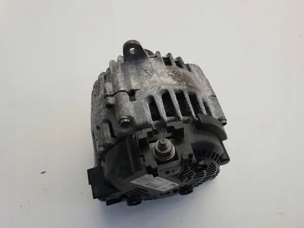Opel Astra J 2019 Alternator OEM 39159020 image 6