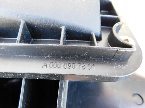Luftfiltergehäuse + Rohr OEM A0000907801 Gebraucht image 7