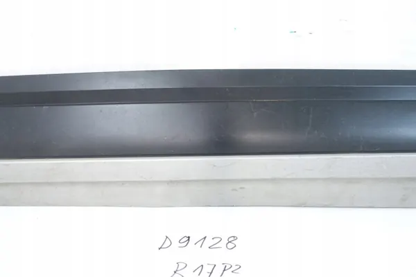 OEM 7P6854939B Vasen Etuoven Lista VW Touareg II:lle image 4